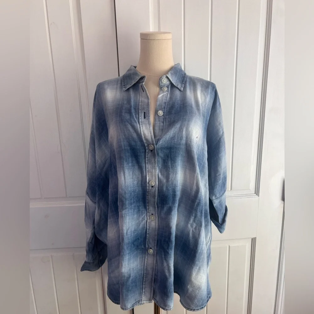 American Eagle Slouchy Button Down Shirt Blue Plaid Size Medium and Small NWT